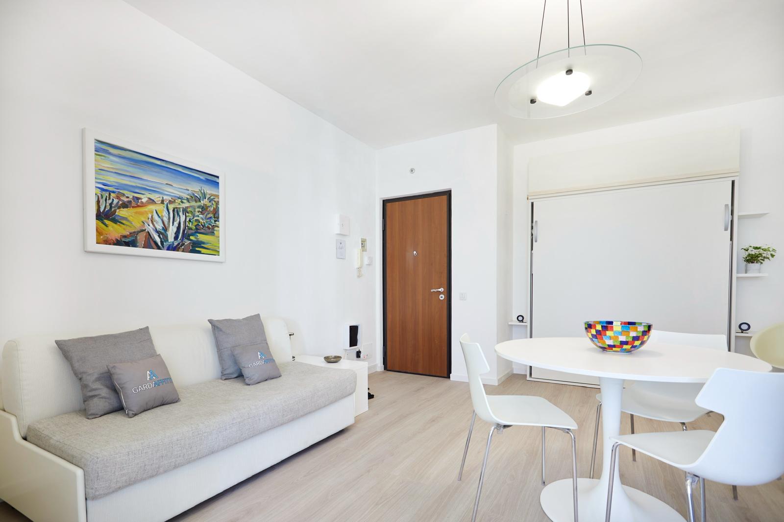 Villa Oleandro — Peschiera del Garda, Lago di Garda — Residenze di Anna